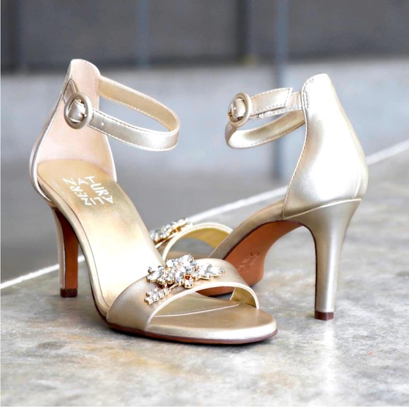 Naturalizer NWT IN BOX Elegant Champagne-Gold High Heel Sandals - Picture 1 of 6